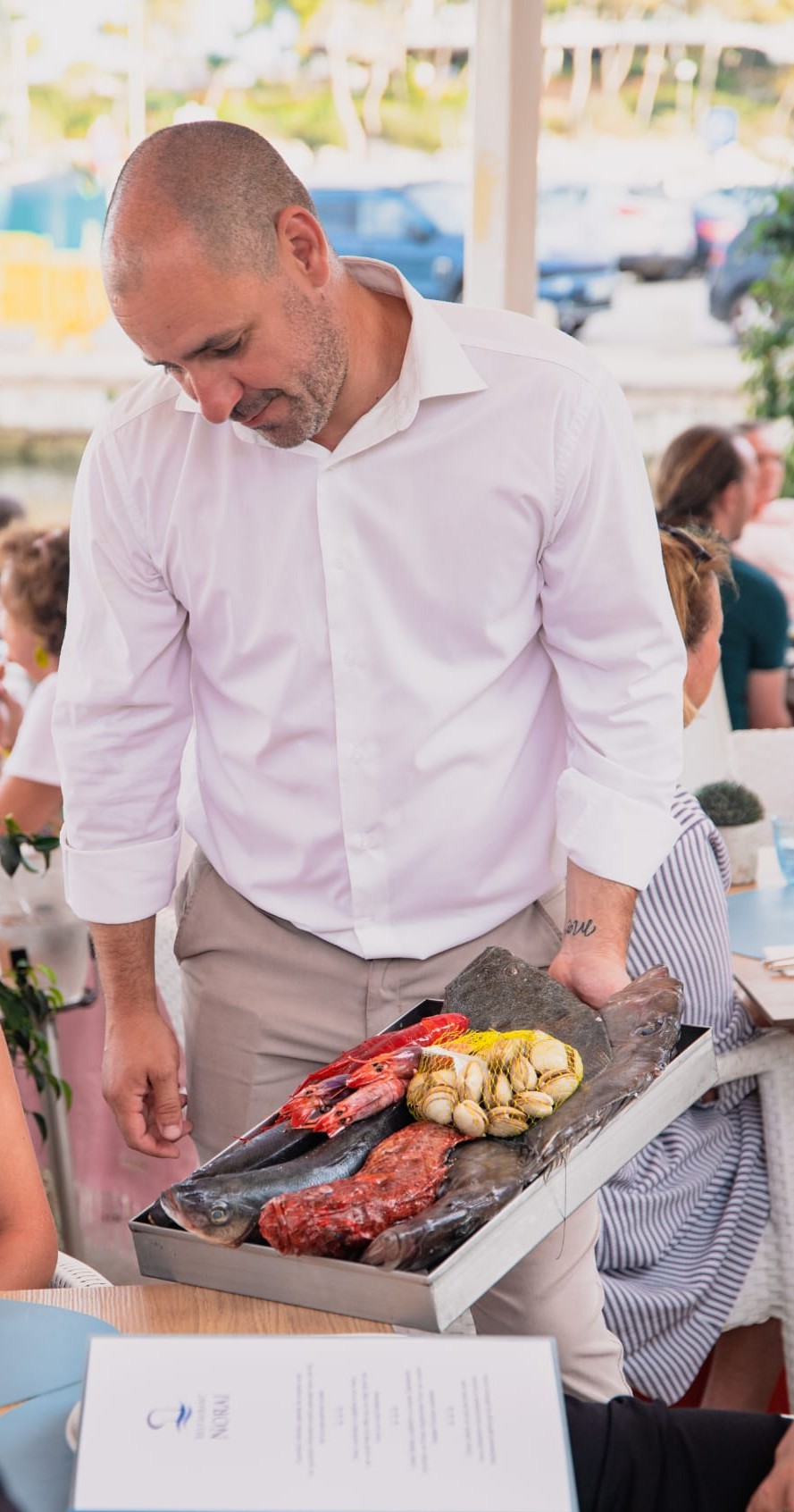 Pescado fresco del día en Restaurante Norai Portopetro